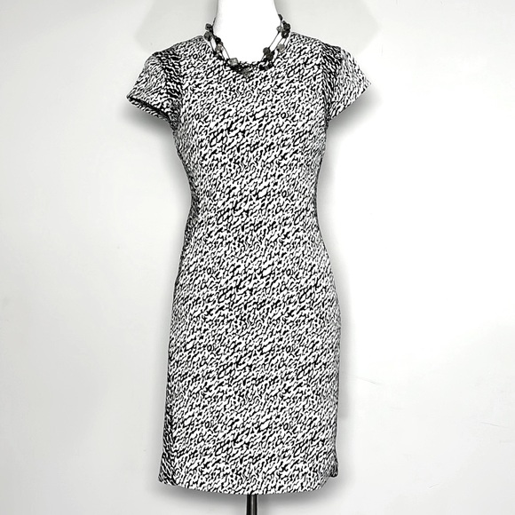 Diane von Furstenberg Women’s Pele Snake Wave Jacquard Sheath Midi Dress Size 0 - Picture 11 of 11